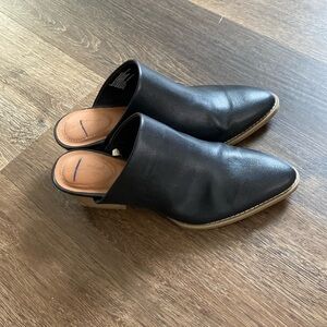Gently used Universal Thread Black clogs